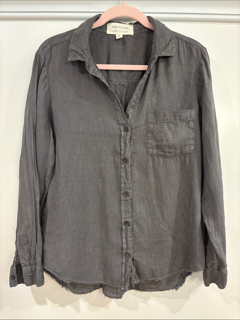 Cloth & Stone Charcoal Gray 100% Linen Frayed Hem Button Down Shirt